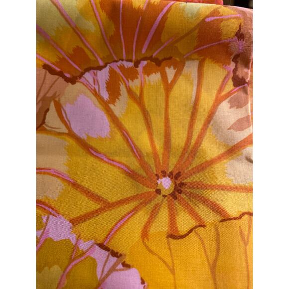 Quilt Fabric 5+ yards in orange and green - Picture 4 of 6